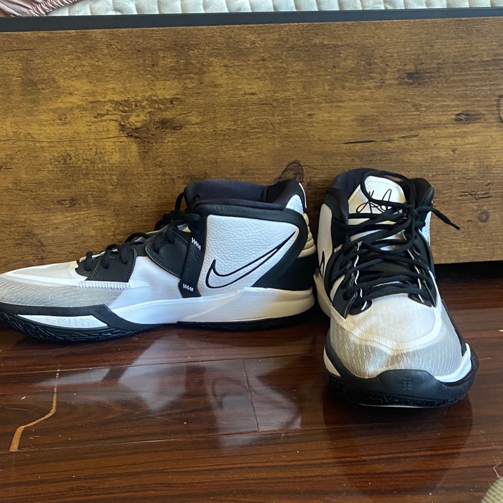 Nike Black and White Athletic Sneakers